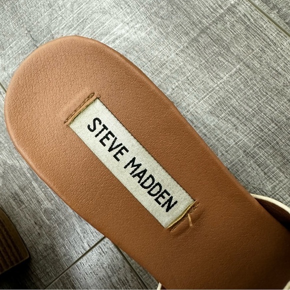 Steve Madden Snakeskin Kelsie Heeled Sandals Size 7 - Picture 3 of 5